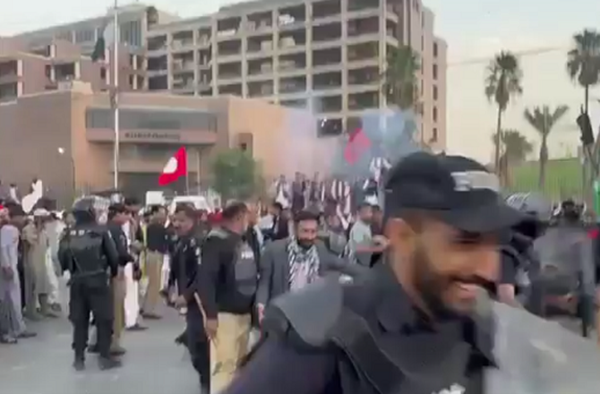 پاکستان: علاحدہ ’’سندھو دیش‘‘ کیلئے پر تشدد مظاہرہ ، متعدد زخمی، کئی گرفتار