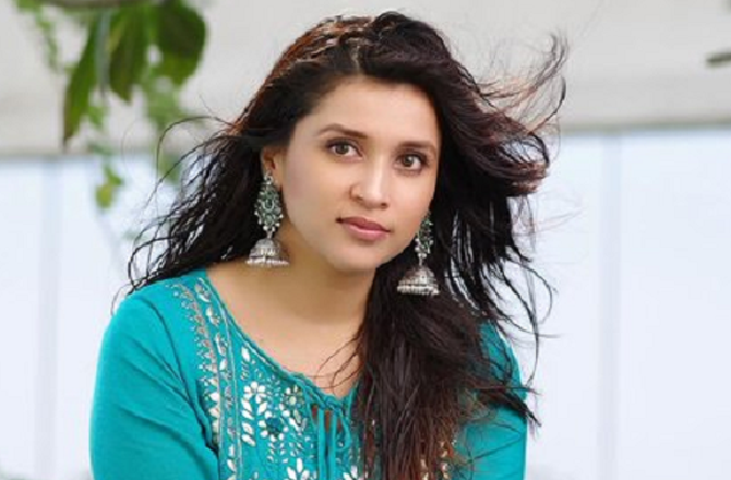 پرینکا چوپڑہ کی بیٹی ’’ایل اے بے بی‘‘ ہے: کزن منارا چوپڑا