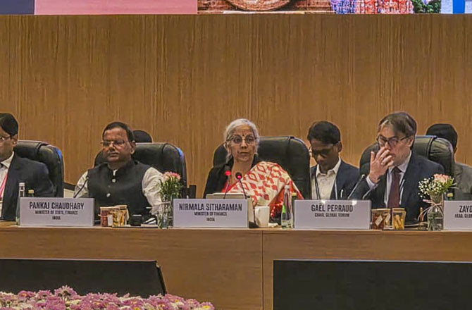 شفافیت سے معیشت کو رفتار ملی: وزیر خزانہ سیتارمن کا گلوبل فورم میں خطاب