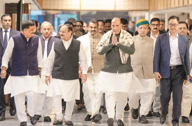  آج سے پارلیمانی اجلاس، ایس آئی آر پربحث کا مطالبہ