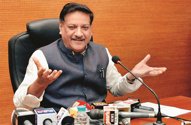 آپریشن سیندور کے پہلے دن ہمارافضائیہ پوری طرح زمین پر آ گیا تھا: پرتھوی راج چوہان 