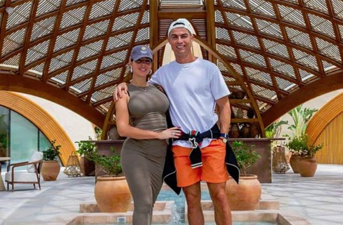 رونالڈو کی سعودی عرب میں پرتعیش ولاز کے مالک بننے کے بعد تصاویر وائرل