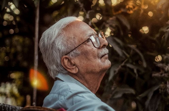 ونود کمار شکل:ہندی کے ساتھ دیگر ہندوستانی زبانوں کے ادباء وشعرا کی نئی آواز رہے