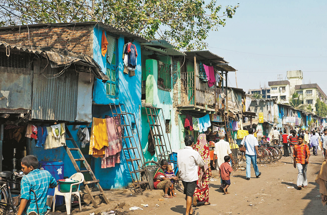 ’’جھوپڑوں کے مالیے کے مکینوں کی بازآبادکاری ممکن ہے‘‘