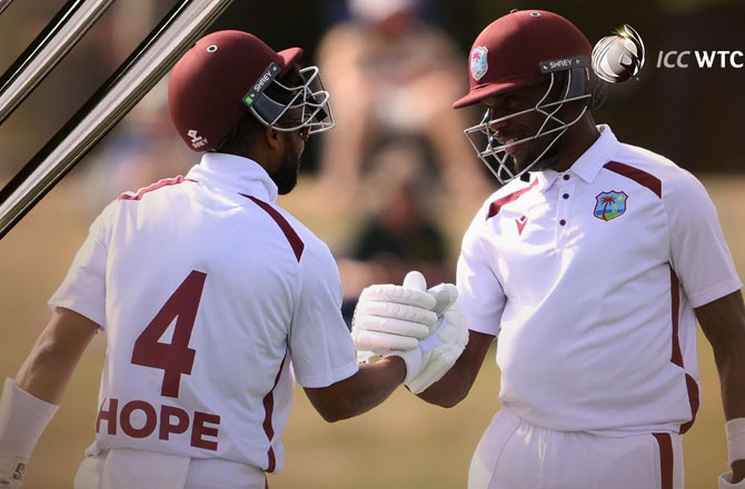 شائی ہوپ کی سنچری اور جسٹن گریوز کی نصف سنچری نے ویسٹ انڈیز کی اننگز کو سنبھالا