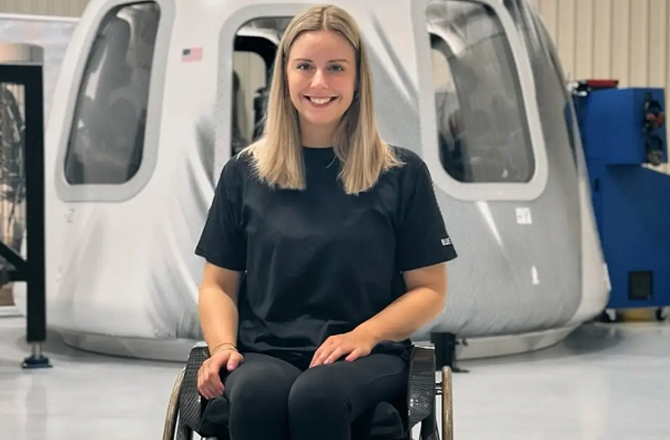 بلو اوریجن نے وہیل چیئرجرمن انجینئر کی خلائی پرواز مؤخر کی، کل صبح کا نیا شیڈول