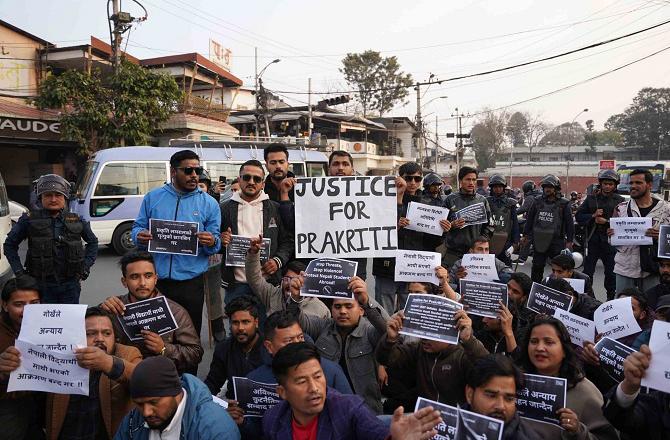 ادیشہ: طالبہ کی خودکشی، احتجاج،۵۰۰ سے زائد نیپالی طلبہ کیمپس چھوڑنے پر مجبور