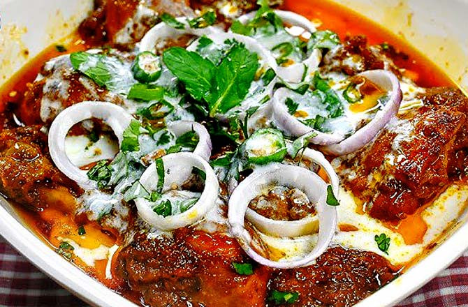 آج کا پکوان: دہی اور دھوئیں میں پکا ہوا گوشت