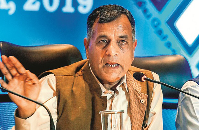 ’الیکشن کمیشن کا کام شہریت کی سند دینا نہیں‘