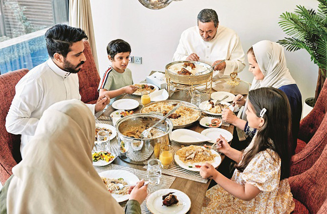 رات کے کھانے کے بعد دس منٹ چہل قدمی کی عادت کس طرح ڈالیں؟