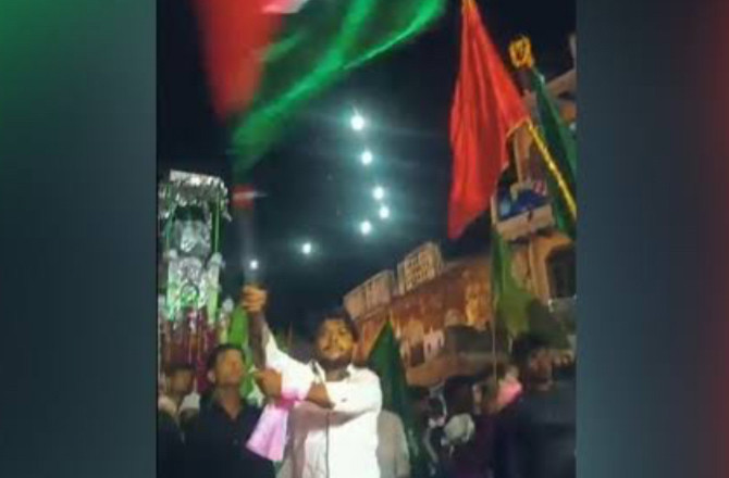 آگرہ: یوم عاشورہ پر فلسطینی پرچم لہرانے پر مسلم نوجوان حراست میں