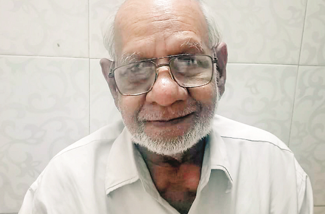 ’’مَیں مچھلی کا شکار کرنے کیلئے ممبئی سے۳۵۰ کلومیٹر دور کوکن تک چلا جاتا تھا۔ ‘‘