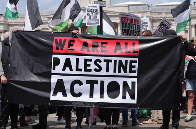 برطانیہ: عدالت نے ’’فلسطین ایکشن‘‘ کو دہشت گرد گروہ قرار نہ دیئے جانے کی عرضی مسترد کردی