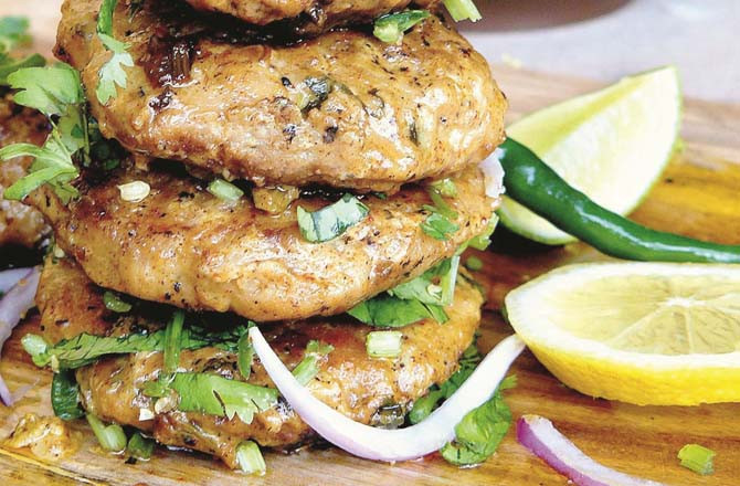 آج کا پکوان: چکن آلو کباب