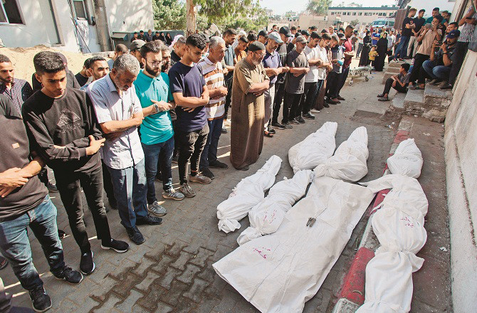 غزہ : اسرائیل کے ظالمانہ حملوں میں مزید۷۸؍فلسطینی شہید 