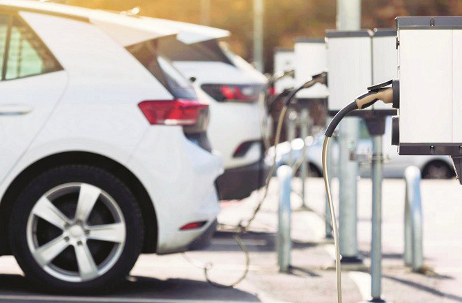  ہندوستانی الیکٹرک وہیکل کمپنیاں چین کے اقدام سے خوفزدہ کیوں ہیں؟