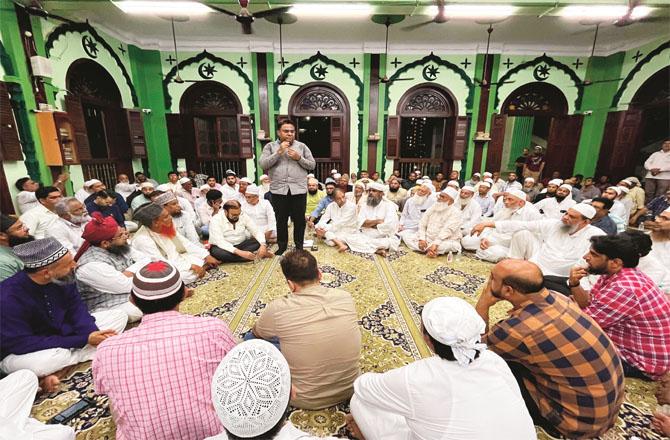 مساجد سے لاؤڈاسپیکر اُتروانے پرشدید برہمی ،ٹرسٹیان نےصریح زیادتی قرار دیا 