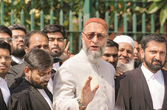 اویسی کا بہار میں انڈیا اتحاد سے جڑنے کا اشارہ 