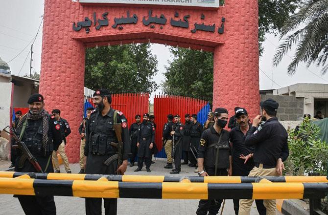 پاکستان: زلزلے کے جھٹکے سے دیوار ٹوٹنے کے سبب جیل سے ۲۰۰؍ قیدی فرار