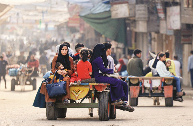 غزہ میں اسرائیل کی تباہ کن فوجی کارروائی کی تیاری