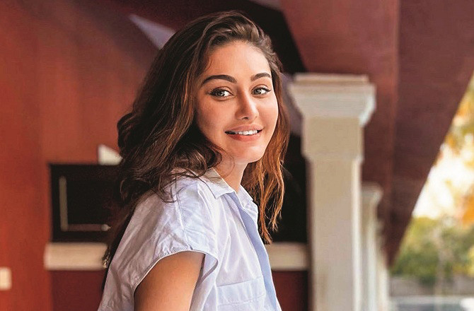 کیا بڑھتی عمر کے اثرات کو روکنے والی دوائیں شیفالی زری والا کی موت کا سبب بنیں؟