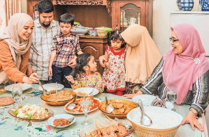 ماہِ رمضان خواتین اور بچوں پر کیسے اثر انداز ہوتا ہے؟