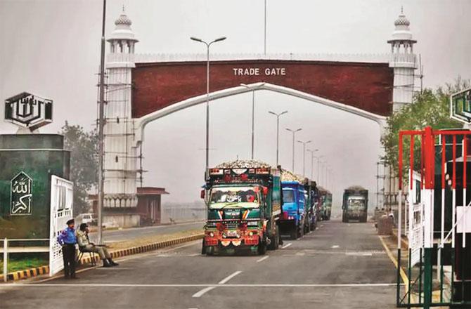 پاکستان سے تجارتی رشتہ ختم، بندرگاہوں پر بھی پابندی