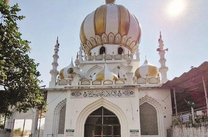 حضرت بالے شاہ  درگاہ: کسی قسم کی کارروائی پرسپریم کورٹ کی روک 