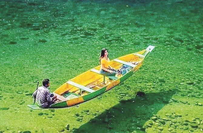 میگھالیہ کے ’داوکی‘ میں آلودگی سےپاک ماحول میں سکون کے پل