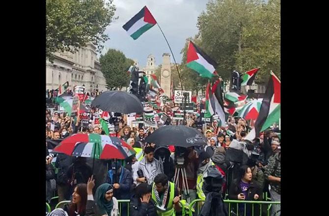 لندن: ڈاؤننگ اسٹریٹ پرفلسطین حامی مظاہرہ، ہزاروں کی شرکت