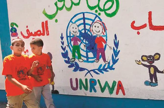 اسرائیل نے فلسطینی پناہ گزینوں کے تین اسکول بند کردئیے