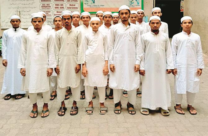 مدارس کے ۱۷۸؍طلبہ کی ایس ایس سی امتحان میں شاندار کامیابی