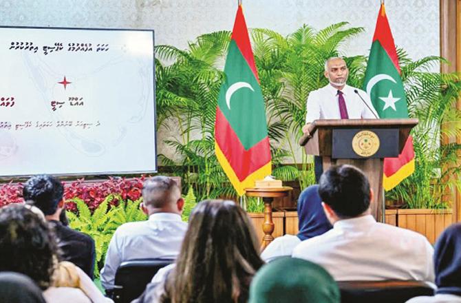 مالدیپ کے صدر نے ۱۵؍ گھنٹے طویل پریس کانفرنس کرکے عالمی ریکارڈ بنایا