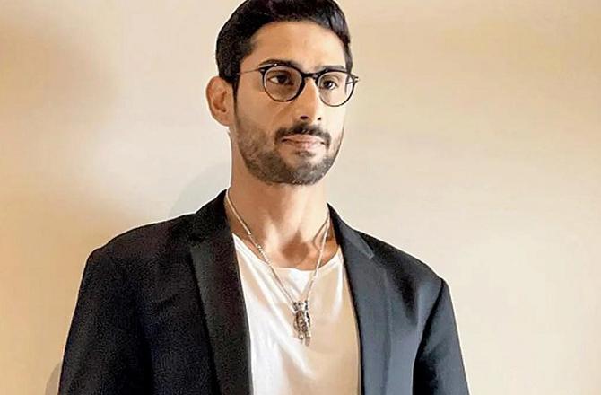 اسمیتا پاٹل کی موت کے بعد جاوید اختر اور شبانہ اعظمی مجھے گود لینا چاہتے تھے: پرتیک ببر کا انکشاف