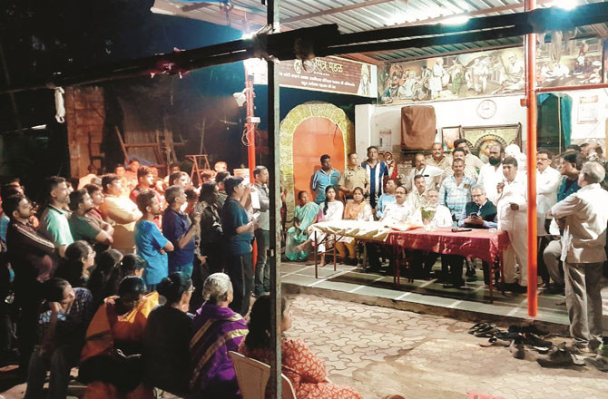 دھاراوی واسیو ںکوایک ہفتہ میں مکان خالی کرنے کانوٹس !