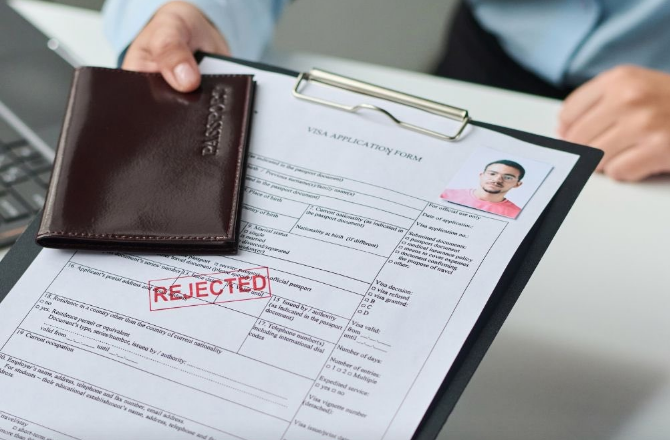 کنیڈا نے اگست میں ہر ۴؍میں سے ۳؍ ہندوستانی طلبہ کی ویزا درخواست مسترد کی، ریکارڈ ۷۴؍ فیصد ویزا مسترد