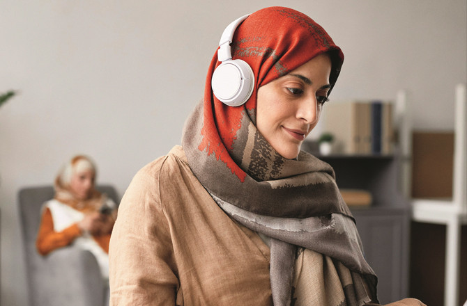 مختلف زبانوں کا علم: خواتین کیلئے وقت کی ضرورت