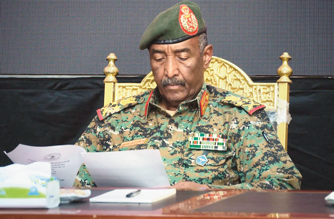 عبدالفتاح البرہان امن کی کوششوں کو ناکام بنا رہے ہیں: متحدہ عرب امارات