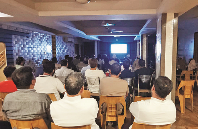 بھیونڈی: ’ڈیولپمنٹ ڈی کوڈیڈ‘ ڈاکیومینٹری کی خصوصی نمائش