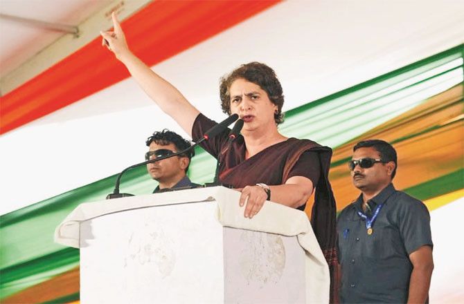 بہار کو صحیح سمت میں لےجانے کا وقت ہے: پرینکا 