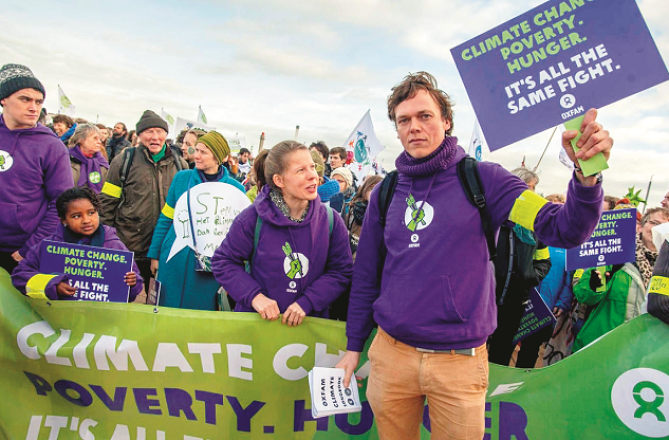 ارب پتیوں کی سالانہ کمائی عالمی غربت ختم کردیگی 