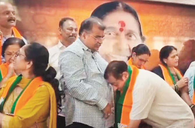 ڈومبیولی : شندے گروپ کے ۴؍ بڑے لیڈر بی جے پی میں شامل 