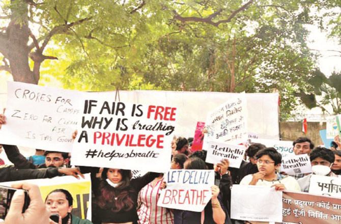 دہلی  میں فضائی آلودگی تشویشناک حد تک بڑھ گئی