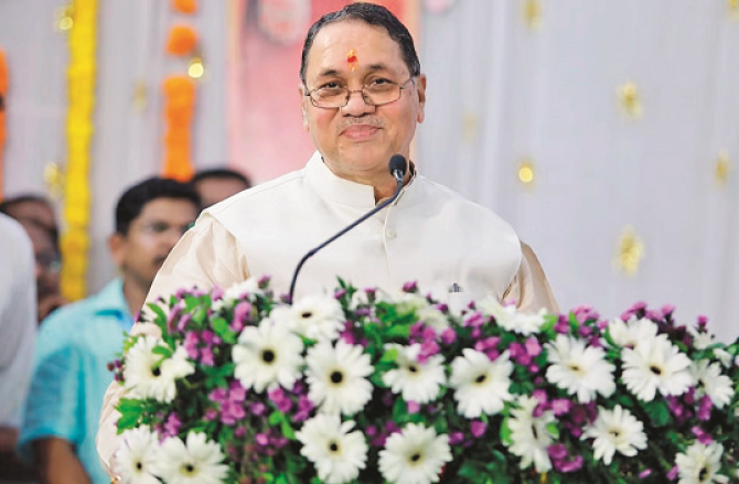 الیکشن کمیشن سے پہلے این سی پی لیڈر نے الیکشن کی ممکنہ تاریخ بتائی 