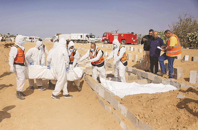 غزہ : اسرائیلی جارحیت کا سلسلہ برقرار، اب موبائل اور انٹرنیٹ بند