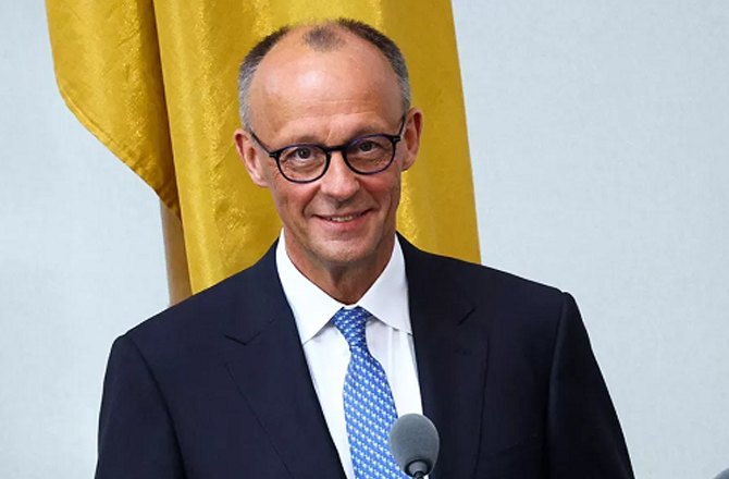 جرمن چانسلر نے روس سے یوکرین میں جنگ ختم کرنے کا مطالبہ کیا