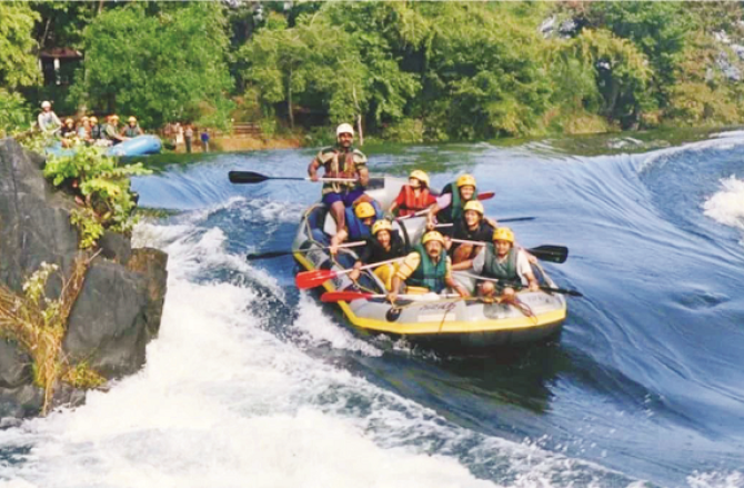 معاشیانہ: ایڈونچر ٹورزم کی عالمی دوڑ اور ہندوستان کی پوزیشن 