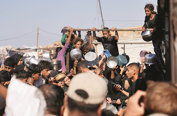 غزہ میں خوراک اور پانی کی شدید قلت کا سامنا