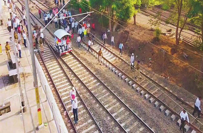 منماڑجلگاؤں کے درمیان ۱۶۰؍کلو میٹر طویل تیسری ریلوے لائن کی ٹیسٹنگ مکمل، ۱۲؍نئے اسٹیشن ہوں گے