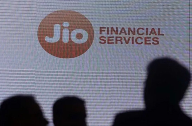 جیو فائنانس ایپ پر صارفین بیک وقت اپنے تمام بینک کھاتوں کی تفصیلات دکھائے گا